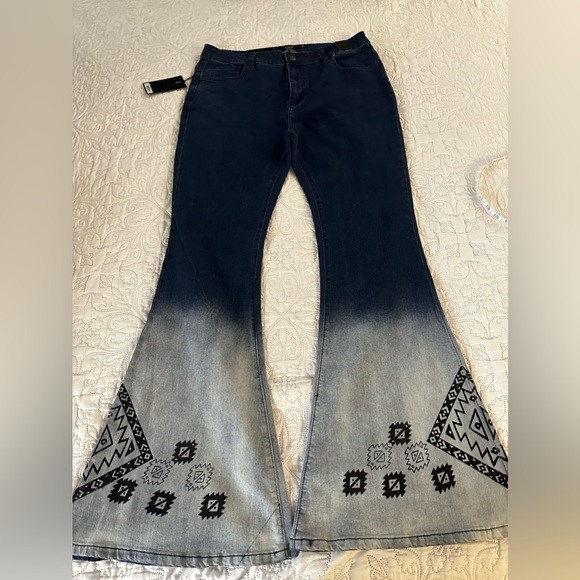 NWT L&B Ombré Flare with Aztec print size 14 - Picture 1 of 13